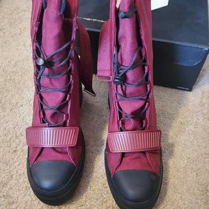 Converse Boots Size 11